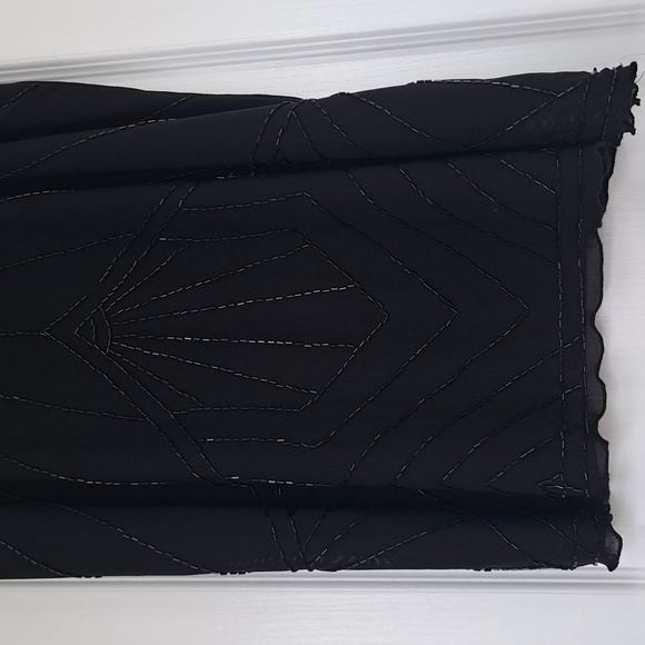 Nygard Top and Skirt Set - Picture 5 of 5